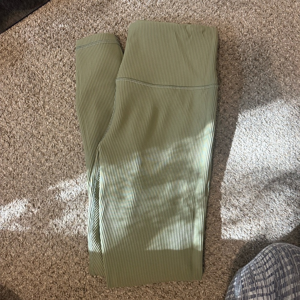 Athleta Green Ribbed Leggings